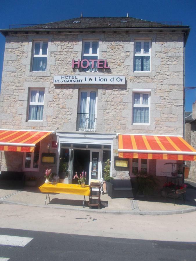 Le Lion D'Or Hotel Saint-Chély-dʼApcher Екстериор снимка